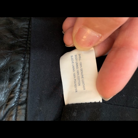 100% Genuine Leather Woman’s Motorcycle Jacket - Picture 3 of 3